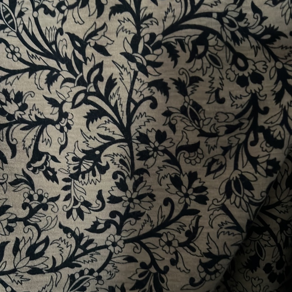 Dress - Picture 2 of 6